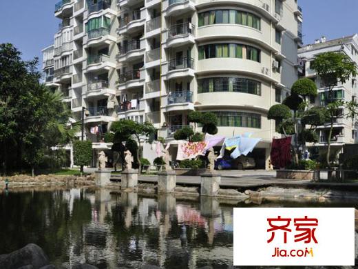 濱海高湖秋月外景圖 