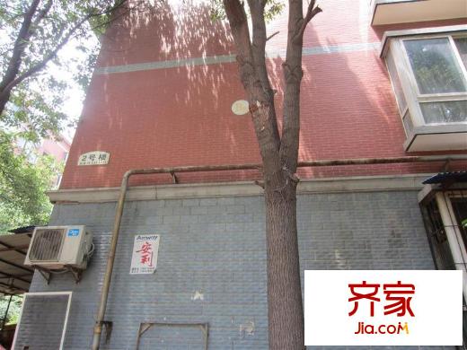 雨淋山莊外景圖2號樓