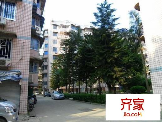 鴻城小區(qū)外景圖 
