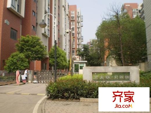美聯(lián)公園前外景圖 