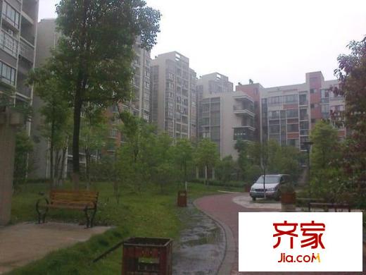 美聯(lián)公園前外景圖 