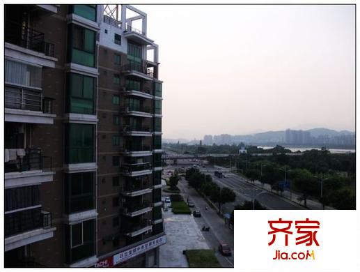閩江春曉外景圖 