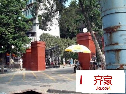 前進四路小區(qū)外景圖前進四路 