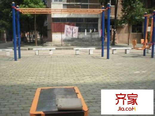 公路橋小區(qū)外景圖  