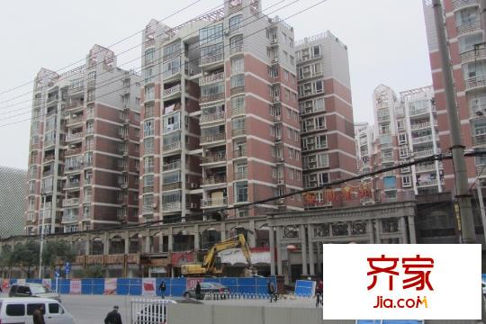 中國鐵建1818中心門前施工道路實(shí)景（20150323）