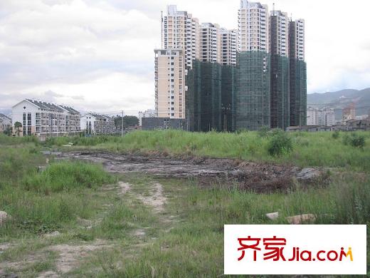 中庚香山春天配套圖周邊樓盤――君臨香格里
