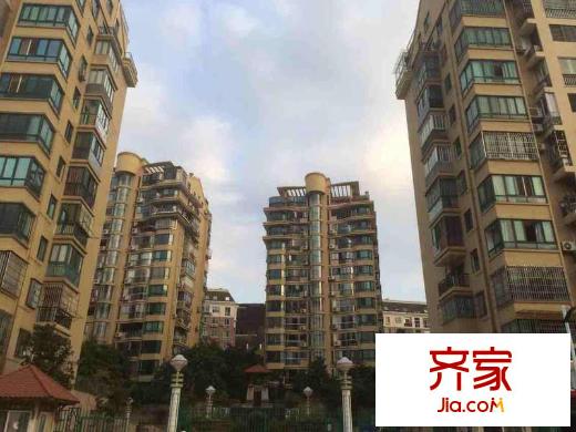 楓丹白鷺外景圖 