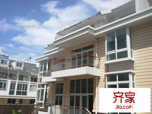 君臨香格里