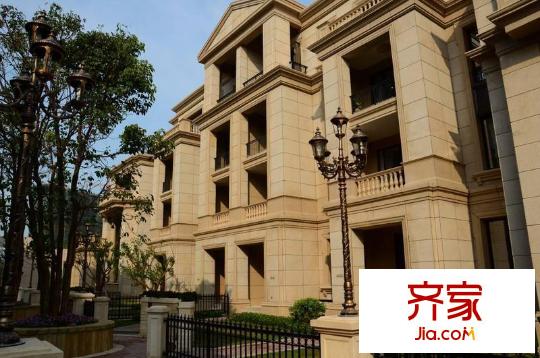 烏龍江大區(qū)?勃朗郡外景圖  