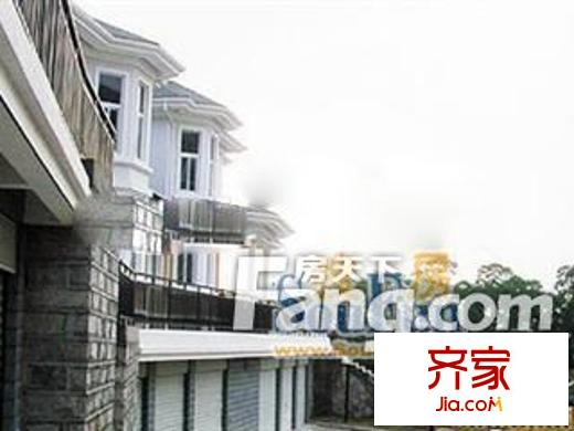 康樂(lè)山莊別墅外景圖康樂(lè)山莊 
