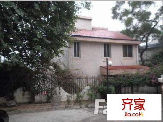 康樂(lè)山莊別墅外景圖康樂(lè)山莊 