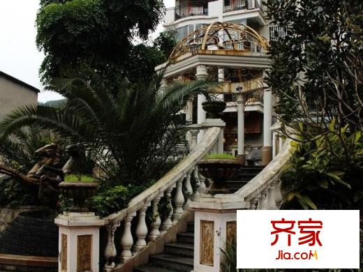羅馬生態(tài)園別墅外景圖 