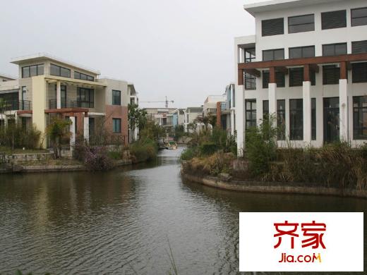 東方威尼斯一期別墅現(xiàn)房外景圖（2011.04.16）