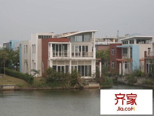 東方威尼斯一期別墅現(xiàn)房外景圖（2011.04.16）