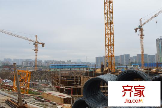 融僑奧體園著工程進(jìn)度（2015.11.05）