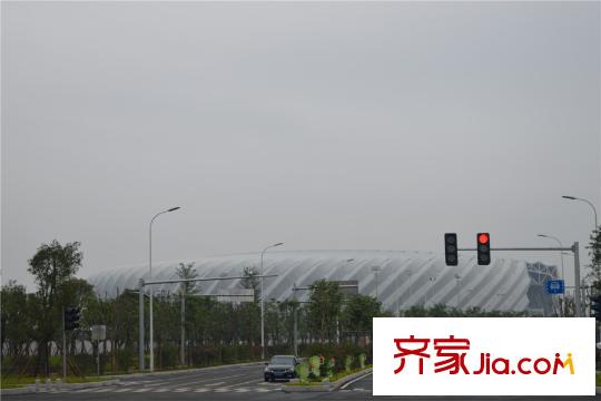 融僑奧體園著海峽奧體中心
