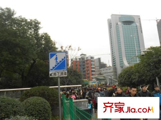 金地華公館周邊地下通道