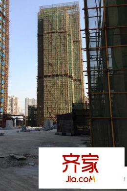 當代安普頓小鎮(zhèn)在建樓棟（20150327）