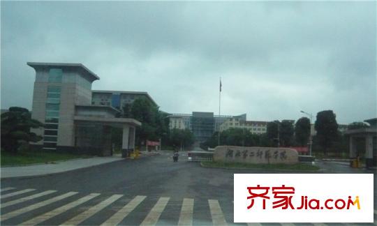MOMΛ煥城周邊湖北第二師范學院