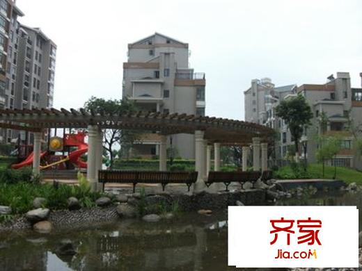 米蘭小鎮(zhèn)外景圖金太陽(yáng) 