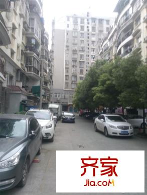 望山門新都外景圖