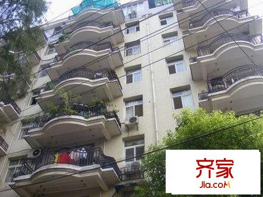 錦繡人家外景圖 