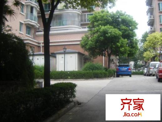 鸚鵡花園外景圖 