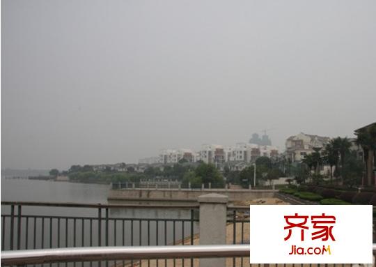 金色港灣四期外景圖金色港灣在湖上 
