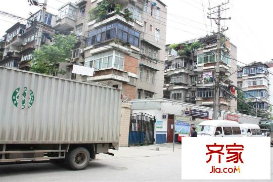 江大路工科院小區(qū)外景圖