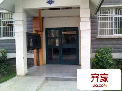 華城廣場(chǎng)外景圖 