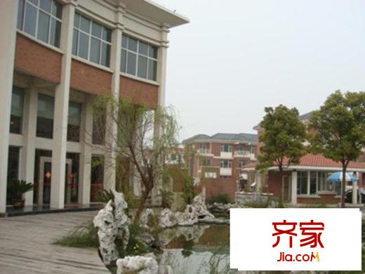 華城廣場(chǎng)外景圖 