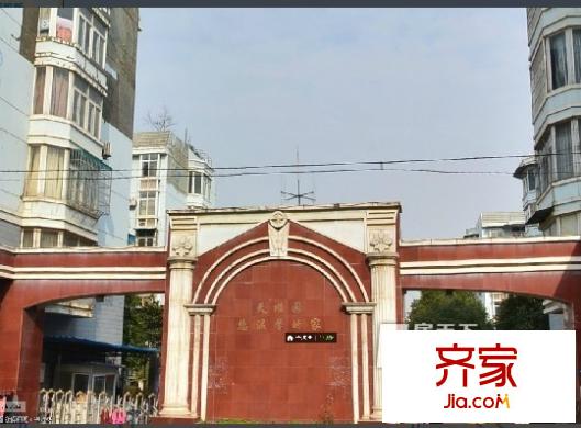 天順園小區(qū)外景圖 