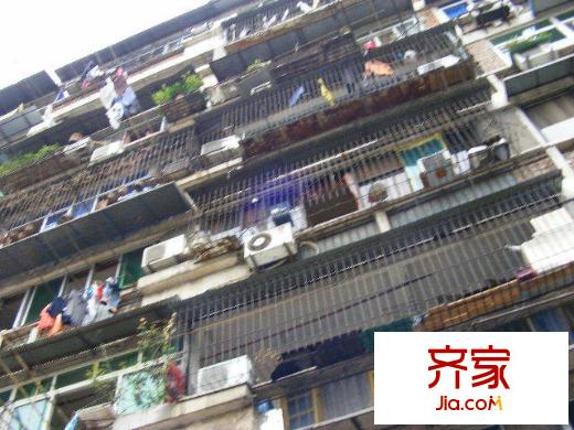 營(yíng)房北村外景圖 