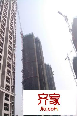 臥龍墨水湖邊小區(qū)樓棟最新工程進(jìn)度（20141031）