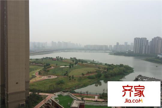 觀瀾太子湖實(shí)體樓觀湖（2015.9.17）
