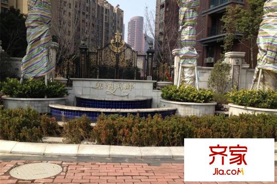 塞納河畔小區(qū)景觀（20150330）