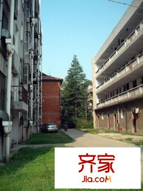 八一路鐵路小區(qū)外景圖 