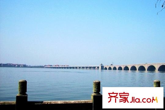 廣電蘭亭瓏府周邊墨水湖