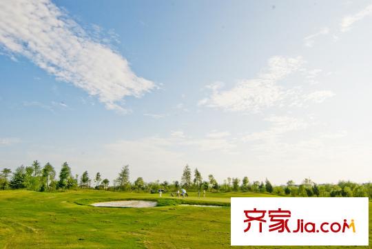 寶安高爾夫城周邊球場