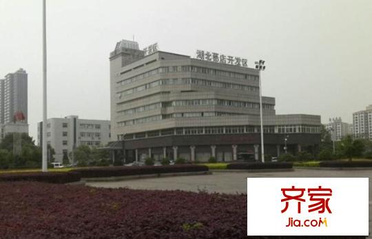 光谷中央城外景圖