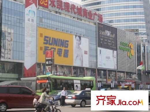 祥瑞東方城周邊商業(yè)廣場(chǎng)