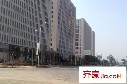 武漢客廳卓爾四季公寓周邊金銀譚現(xiàn)代企業(yè)城