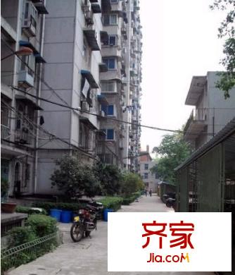 糧道街中醫(yī)院宿舍外景圖