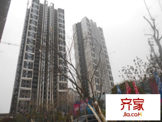 光谷自由城1、2號(hào)樓實(shí)景（20140308）