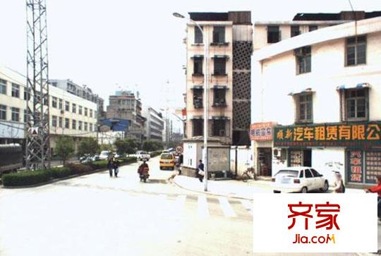 模范新村外景圖 