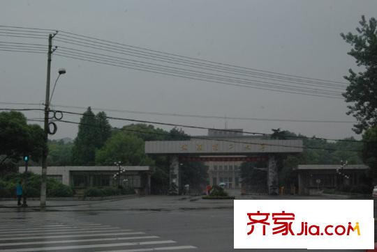 華潤(rùn)置地橡樹(shù)灣周邊武漢理工大學(xué)