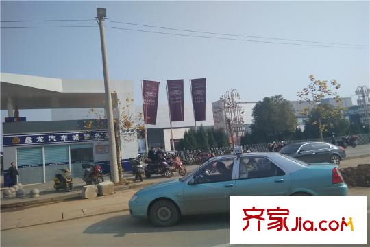 華虹領(lǐng)航城周邊配套盤龍城汽車城警務(wù)室