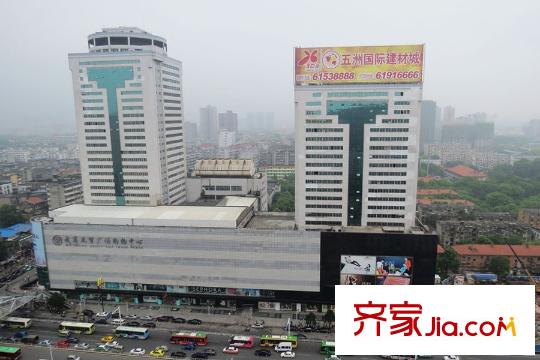 天下龍嶺廣場(chǎng)周邊亞貿(mào)廣場(chǎng)