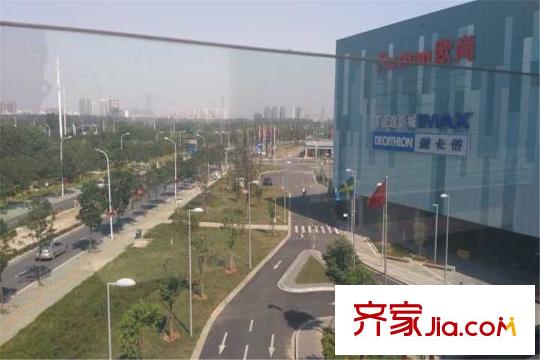 華潤翡翠城周邊商場
