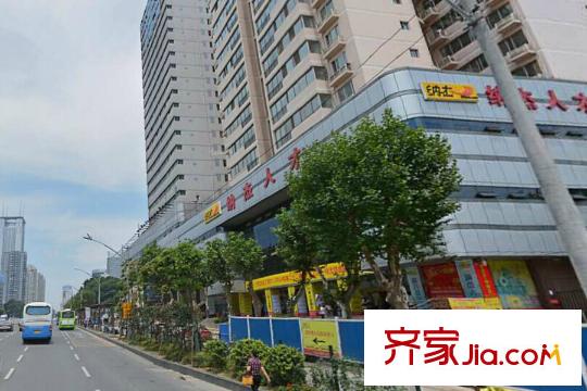 黎明新居周邊人才市場